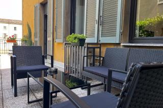 Loft with terrace - historic center - 6 min station - Tirano - 6