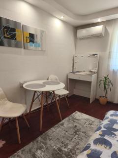 Sunshine apartment near the zoo, free parking - Sarajevo - 4