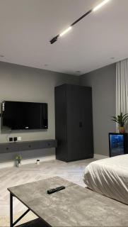 LP121-1 Specious Studio Apartment in Almasiaf - Riad - 4