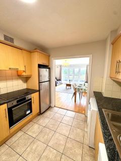 Comfy 3BD City & Airport access - Dublin - 3