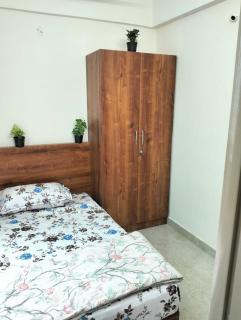 1BHK 23 Furniture flat sg palya - Jāmb - 7