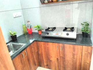 1BHK 23 Furniture flat sg palya - Jāmb - 4