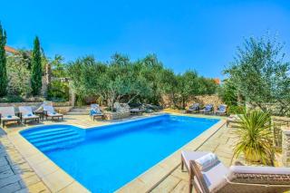 Villa Karlo - 0