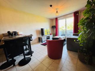appartement en résidence privée avec piscine - La Rivière Saint Sauveur - 3