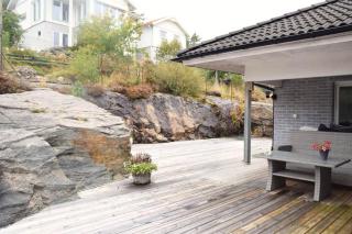 Fint hus med havsutsikt, stor terrass och med parkeringsplatser - Svanesund - 8