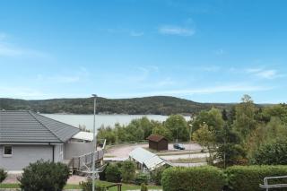 Fint hus med havsutsikt, stor terrass och med parkeringsplatser - Svanesund - 5