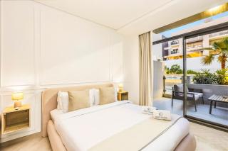 Stylish Studio Near Miracle Garden - Luxury Amenities & Style - 8