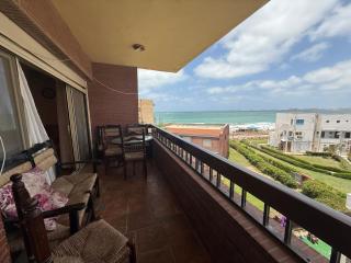 شاليه غرفتين يري البحر في المعمورة الشاطئ الإسكندرية - Alexandria - 5