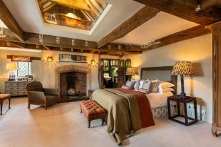 Elizabethan Manor - Pulborough - 6