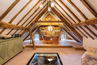 Elizabethan Manor - Pulborough - 5