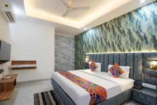 FabHotel SK Residency - Gurgaon - 8