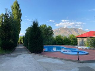 Mountain Villa Vast Private Grounds and Views - Yusufkhona - 9