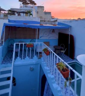 Dar La Casbah Private Riad Stay with Moroccan Breakfast - Tangeri - 0