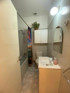 Sunny 2BR Home in Paralimni Near Beaches,Protaras! - Paralimni - 5