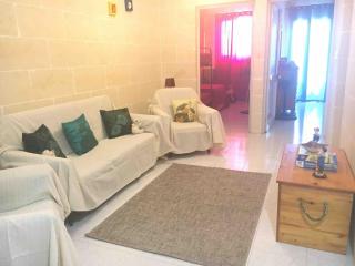 Bright and Airy Flat in Marsalforn, Gozo - 8
