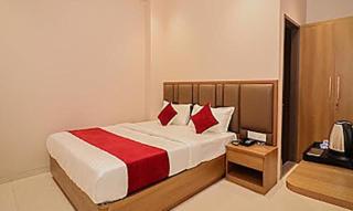 FabHotel Ascent Star - Mumbai - 1