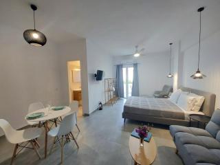 Λ Studios - Ménites - 3