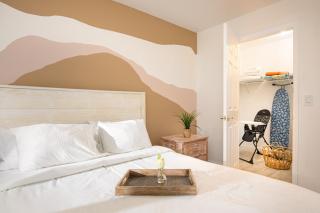 The Bohemian Heaven! with jacuzzi, Playgroud, 2miles to downtown - Naples - 5