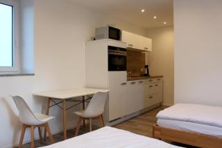 Apartment mit Küche und 2 Einzelbetten, Duschbad, Parkplatz und ruhig gelegen, ADA7 - Kulmbach - 6