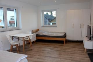 Apartment mit Küche und 2 Einzelbetten, Duschbad, Parkplatz und ruhig gelegen, ADA7 - Kulmbach - 5