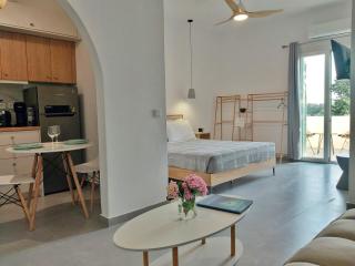 Λ Studios - Ménites - 0