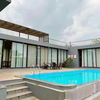 Casagris Villa - Gangāpur - 0