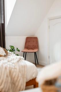 Stylish 5Bedroom Getaway in Quiet Mildenhall Area - Mildenhall - 7