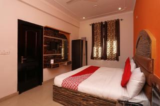 Super Hotel O Shree Radha Resort - Mathura - 8
