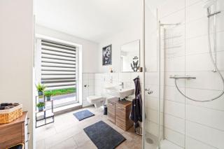 10 Rooms Suite Emden - Emden - 8