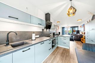 10 Rooms Suite Emden - Emden - 6