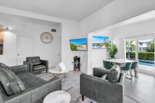 The Palm Leaf home - Anna Maria - 1