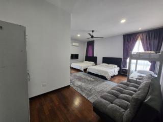 Teratak Amandarii Homestay - 1