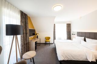 Stadthotel Dinklage, Self-Check In, Restaurant am Hotel - 9