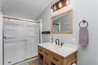 Grey Pines at Hocking Vacations - Logan - 1