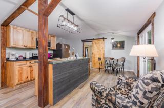 Grey Pines at Hocking Vacations - Logan - 4