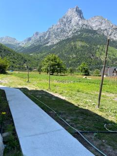 BUJTINA IZET SELIMAj - Valbona - 8
