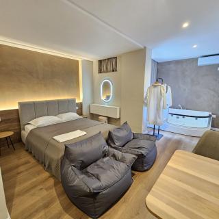 Jacuzzi Apartment Tirana Center - Tirana - 9