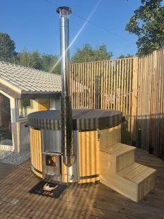 Storm Cottage in the Countryside -  - 1