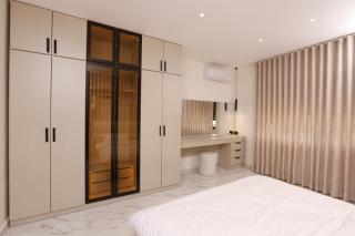 Luxury 1 BedRoom apartment Swaifyeh with Terrace, Kitchen, WiFi - Amman - 4