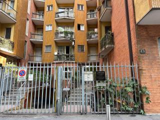 Booking Sergeto - Assago - 2
