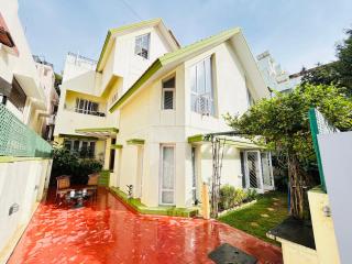 Garden Bliss 3BHK Luxury Villa - Bangalore - 9