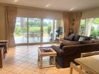 Golfers paradise on 25th green - Hermanus - 8