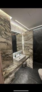 Lush Studio Apartment - Athen - 7