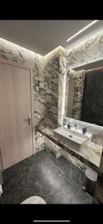 Lush Studio Apartment - Athen - 6