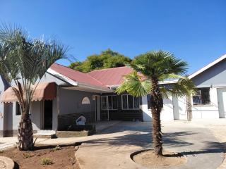 BINU guest house - Johannesburg - 7
