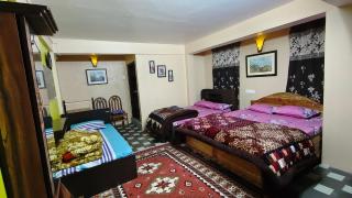Nembang Family homestay - Darjeeling - 5