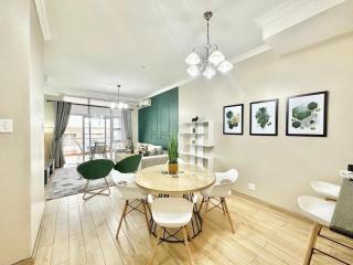 Elegant Emerald Stay at Ridgeton Modern Two Bedroom Apartment in the Heart of Umhlanga Ridge Sleeps 6 - Durban - 8
