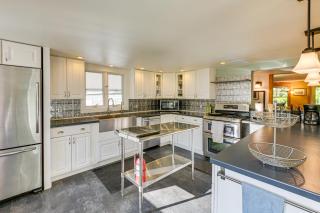 1 Mi to Acadia National Park Spacious Retreat! - 2