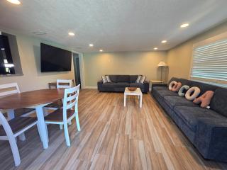 Heated Pool, Sleeps 8, 4bedroom - Cocoa - 7
