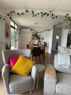 Apollo Cove - Clayton Bay - 0